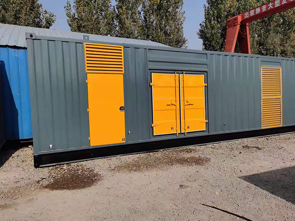 万泉镇300kw 柴油发电机组用多大的空气开关？