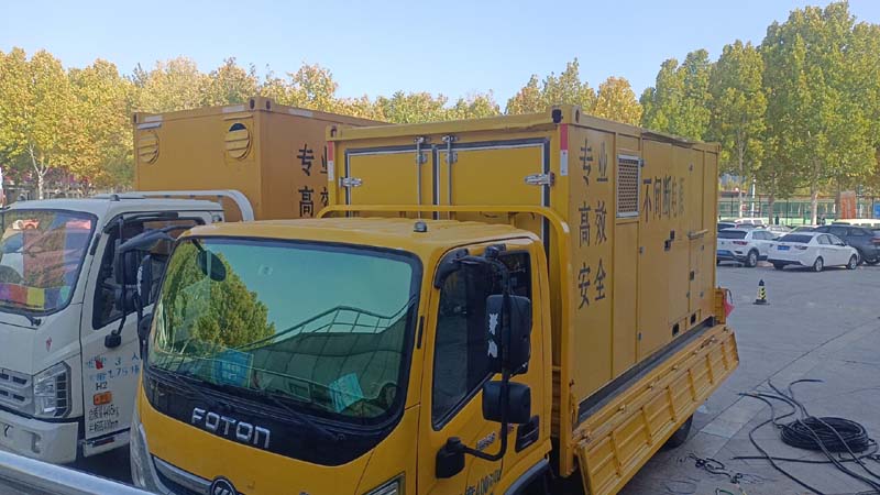 万泉镇柴油发电机组和UPS电源如何配合工作？